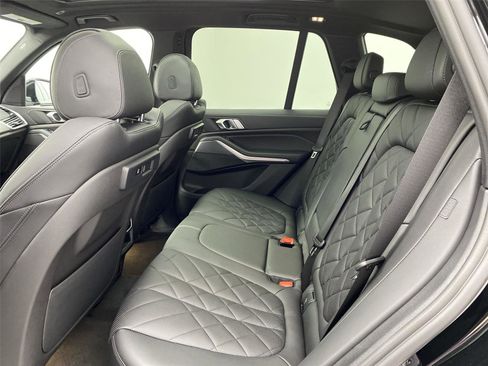 Used 2023 BMW X5 xDrive40i w/ Climate Comfort Package image 42