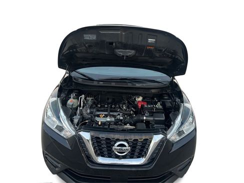 Used 2020 Nissan Kicks SV image 12