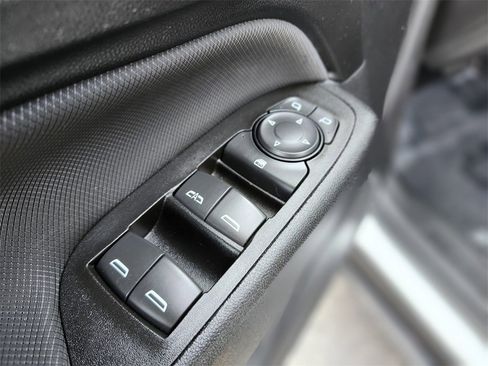 Used 2022 Chevrolet Equinox RS image 15