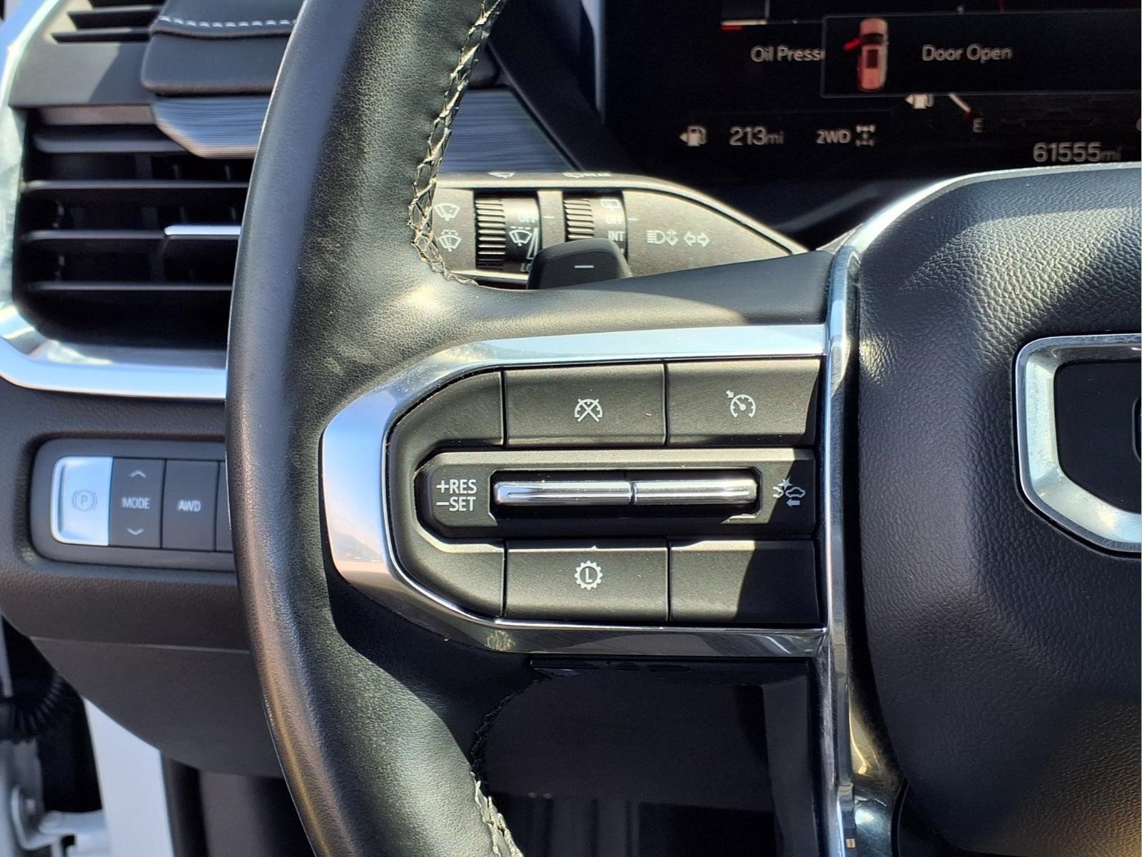 Used 2025 GMC Acadia Elevation AWD/4WD image 16