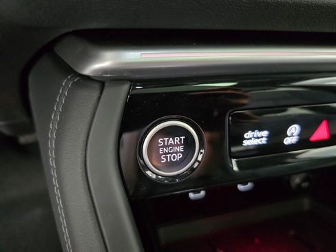 New 2025 Audi Q5 Premium image 24