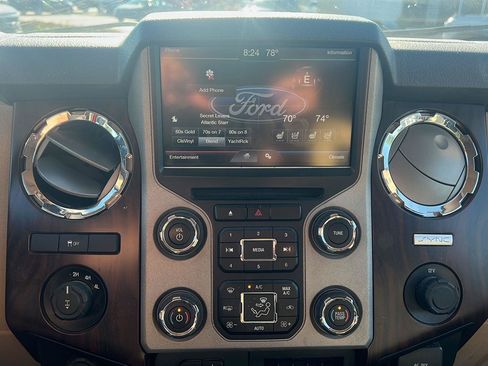 Used 2016 Ford F250 Lariat w/ Chrome Package AWD/4WD image 18