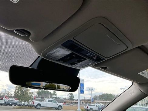 Used 2021 Honda Pilot Touring image 24