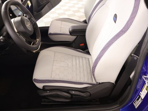 New 2026 MINI Cooper 2-Door Hardtop FWD image 10