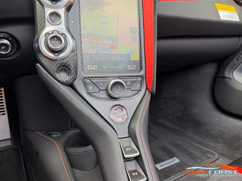 Used 2021 McLaren 720S Performance RWD image 19