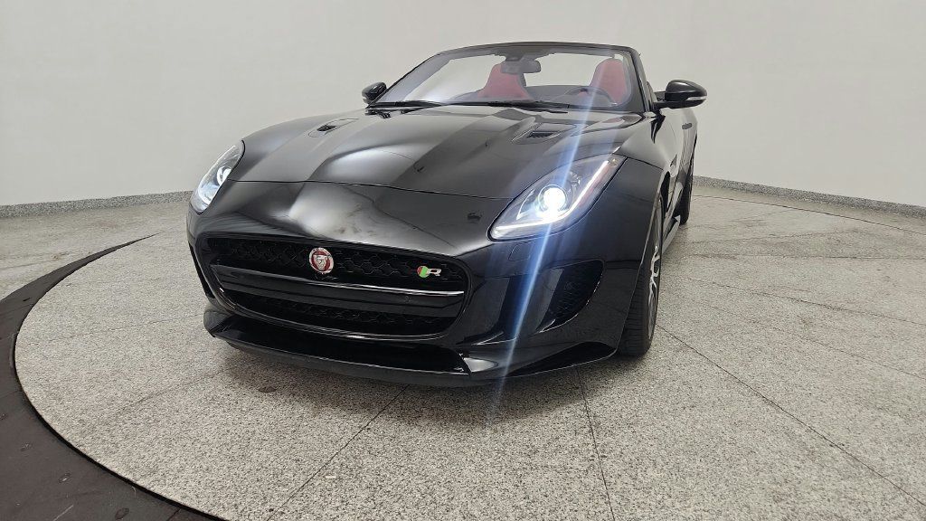 Used 2017 Jaguar F-TYPE R AWD/4WD image 11
