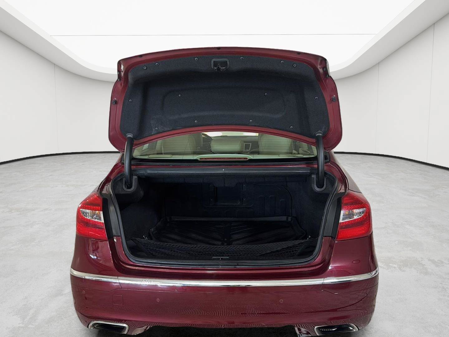 Used 2012 Hyundai Genesis 4.6 RWD image 7