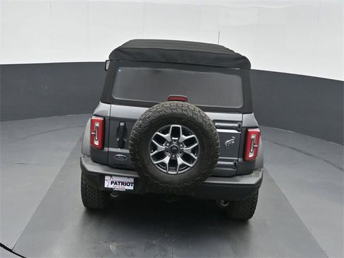 Used 2023 Ford Bronco Badlands image 32