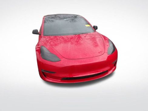 Used 2023 Tesla Model 3 Performance image 2