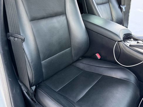 Used 2014 Lexus LS 460 AWD image 37