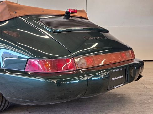 Used 1990 Porsche 911 Carrera image 8