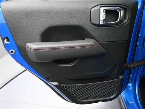 New 2026 Jeep Wrangler Unlimited Rubicon image 38