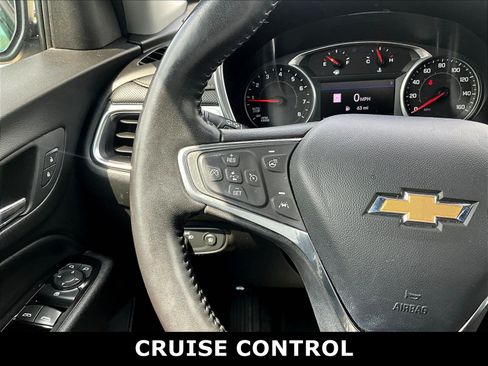 Used 2022 Chevrolet Equinox Premier FWD image 5