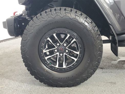 Used 2025 Jeep Wrangler Unlimited Rubicon image 9