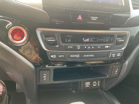 Used 2019 Honda Ridgeline Black Edition image 19