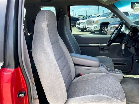 Used 1998 Ford Explorer Sport image 26