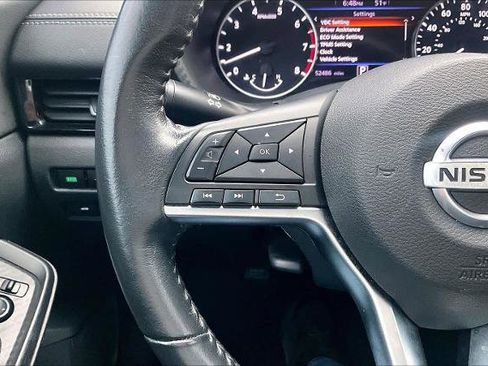 Certified 2022 Nissan Sentra SV image 23