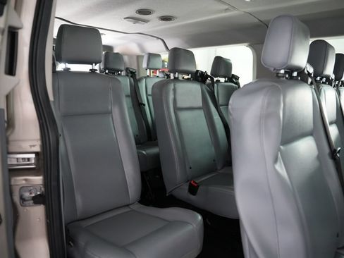 Used 2018 Ford Transit 350 XL RWD image 28