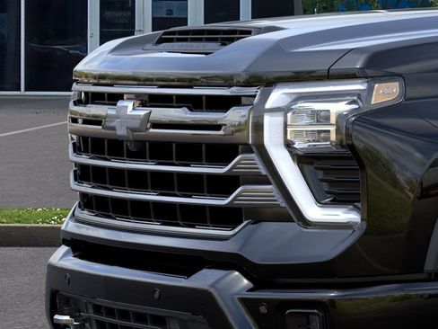 New 2026 Chevrolet Silverado 2500 High Country w/ Midnight Edition AWD/4WD image 15