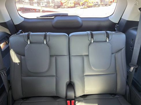 New 2026 Ford Explorer Active w/ Active Comfort Package RWD image 20