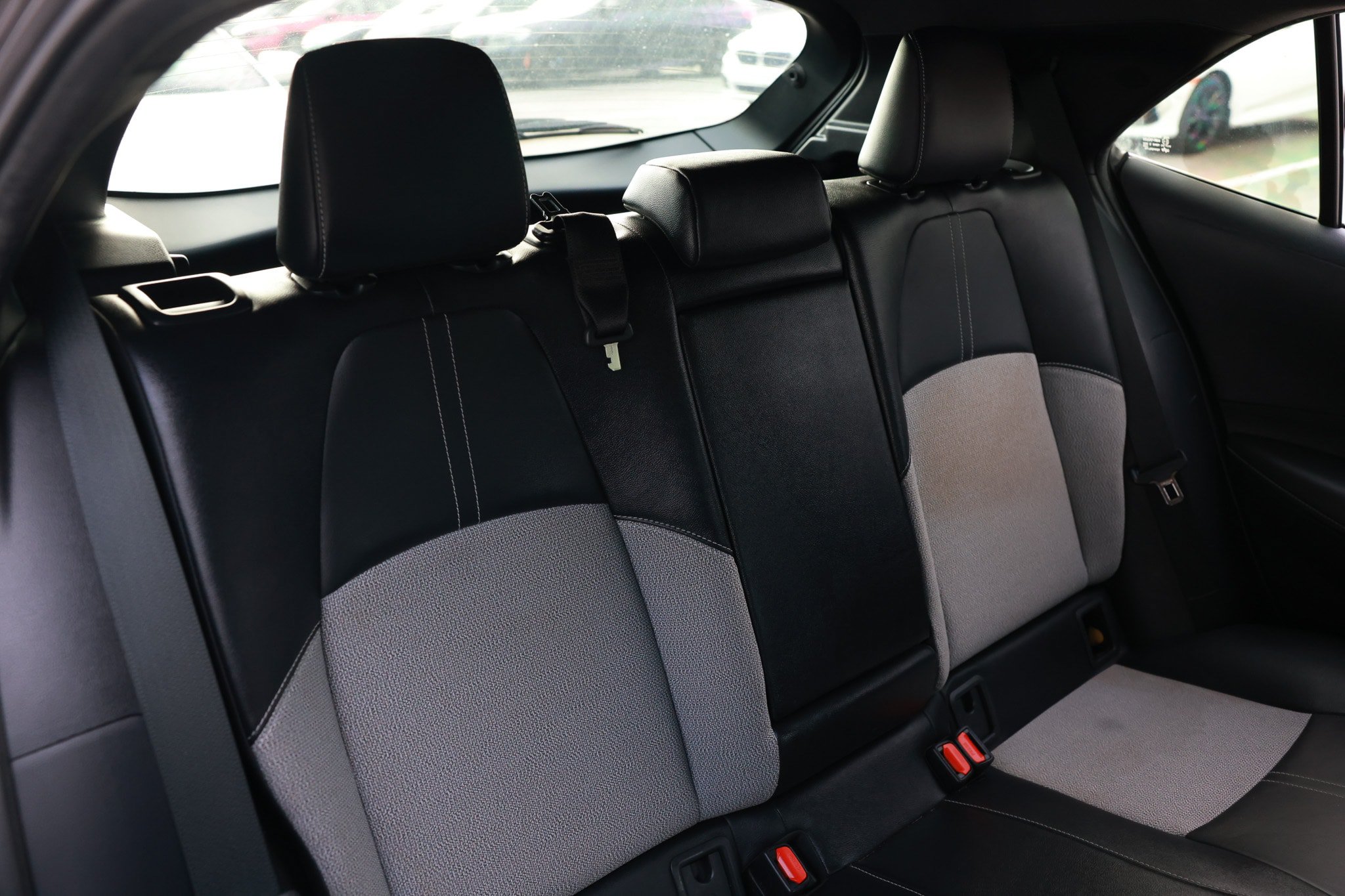 Used 2021 Toyota Corolla XSE FWD image 18