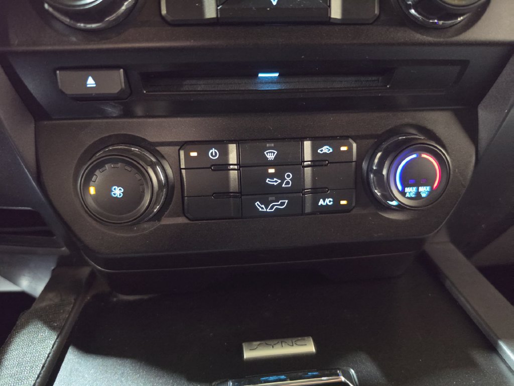 Used 2016 Ford F150 XLT AWD/4WD image 16