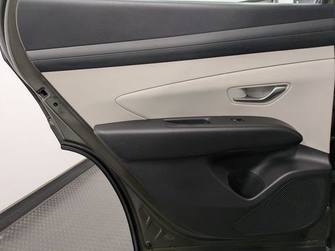 Certified 2025 Hyundai Tucson SE AWD/4WD image 22