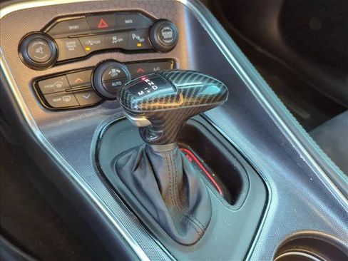 Used 2015 Dodge Challenger R/T Scat Pack w/ Leather Interior Group image 21