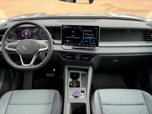 New 2025 Volkswagen Tiguan SE AWD/4WD image 5