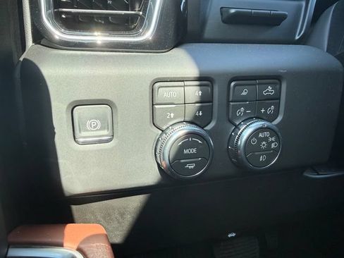 New 2026 GMC Sierra 1500 Denali Ultimate AWD/4WD image 17