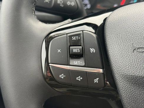 Certified 2022 Ford Escape SE w/ Cold Weather Package image 17