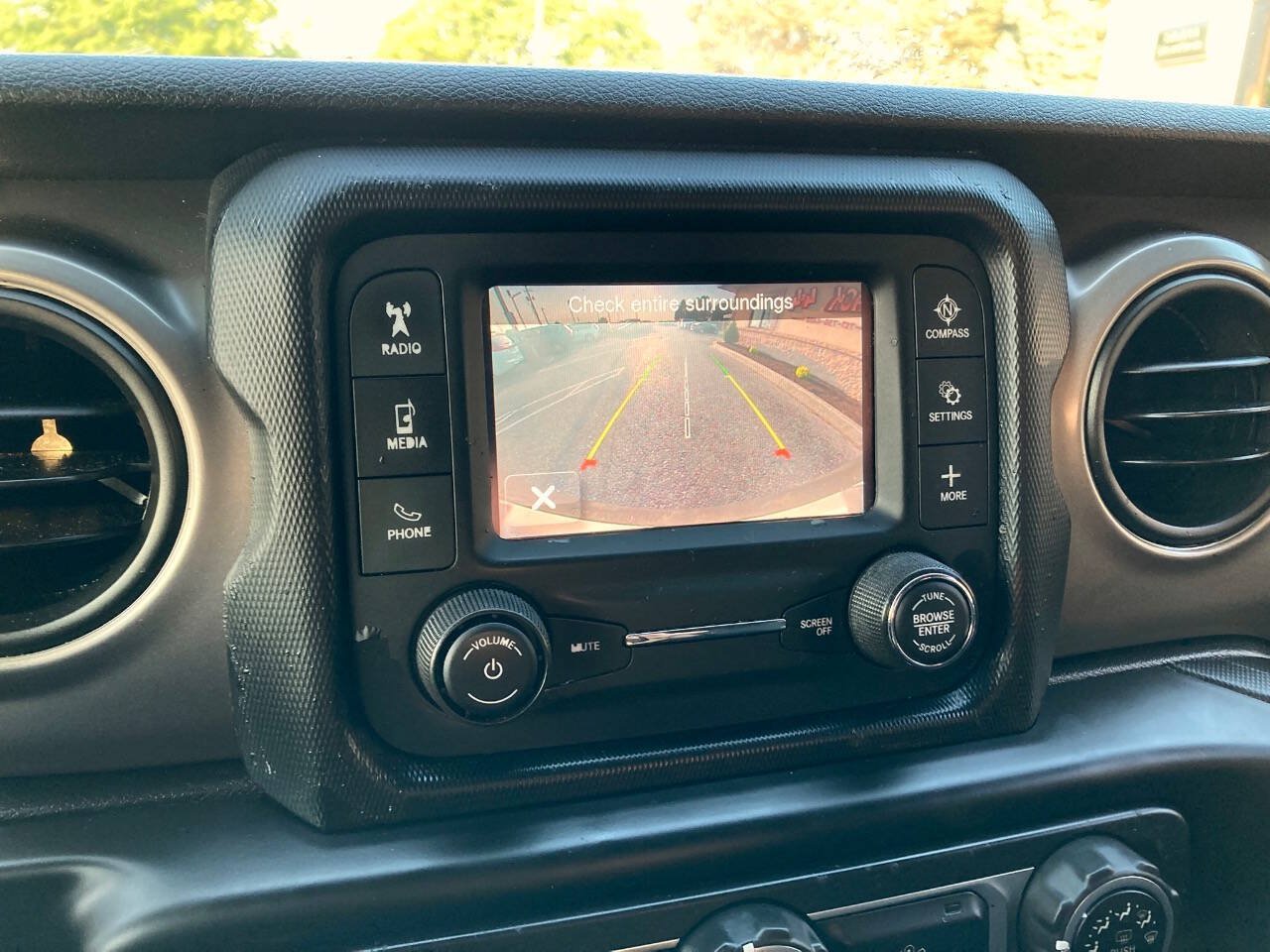 Used 2020 Jeep Wrangler Unlimited Sport S AWD/4WD image 20