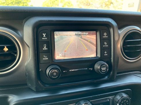 Used 2020 Jeep Wrangler Unlimited Sport S AWD/4WD image 20