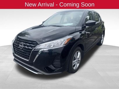 Used 2025 Nissan Kicks Play S