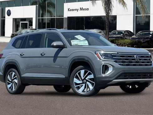 New 2026 Volkswagen Atlas SEL AWD/4WD image 2