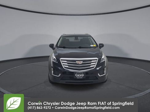 Used 2017 Cadillac XT5 Luxury w/ Driver Awareness Package image 5