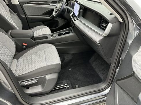 Certified 2025 Volkswagen Tiguan S AWD/4WD image 24
