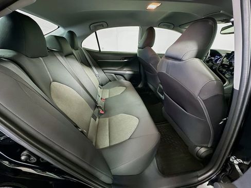 Used 2022 Toyota Camry LE image 24