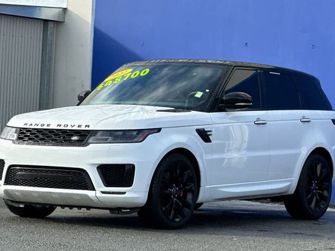 Used 2022 Land Rover Range Rover Sport HST image 7
