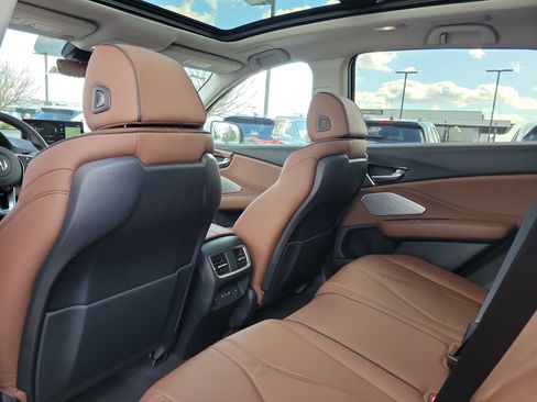 New 2026 Acura RDX w/Advance Package image 15
