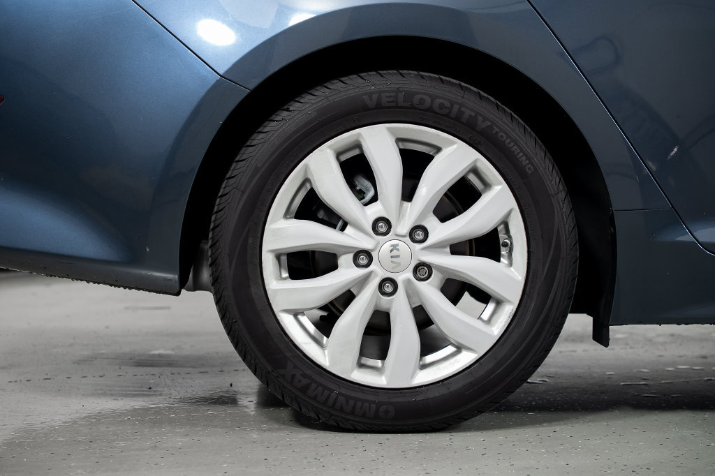 Used 2015 Kia Optima EX FWD image 6