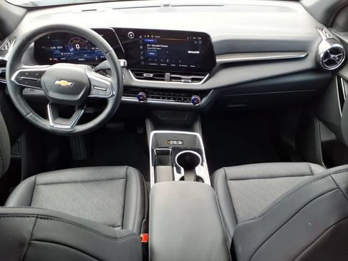 Used 2025 Chevrolet Equinox LT w/ Convenience Package II AWD/4WD image 15