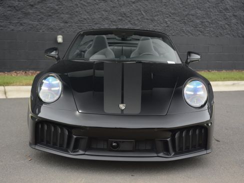 Certified 2025 Porsche 911 Carrera 4 GTS AWD/4WD image 10