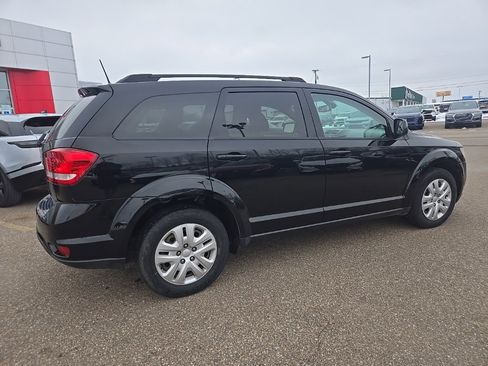 Used 2019 Dodge Journey SE w/ Premium Group image 7