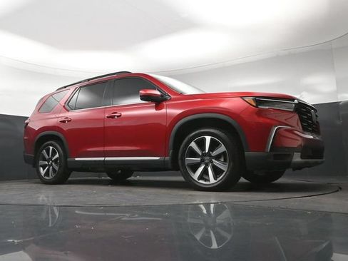 Used 2025 Honda Pilot Touring image 27