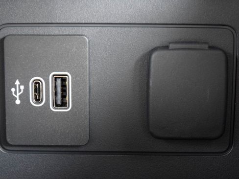 New 2026 Ford Explorer Active w/ Active Comfort Package image 16