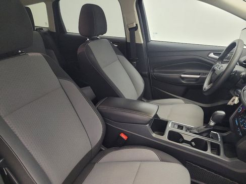 Used 2017 Ford Escape SE w/ Equipment Group 201A AWD/4WD image 21