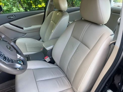 Used 2012 Nissan Altima 3.5 SR w/ Sport Pkg FWD image 14