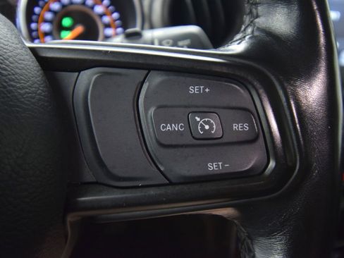 Used 2023 Jeep Wrangler Unlimited Sport AWD/4WD image 32