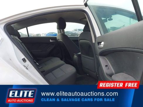 Used 2017 Kia Forte LX w/ LX Popular Package image 16